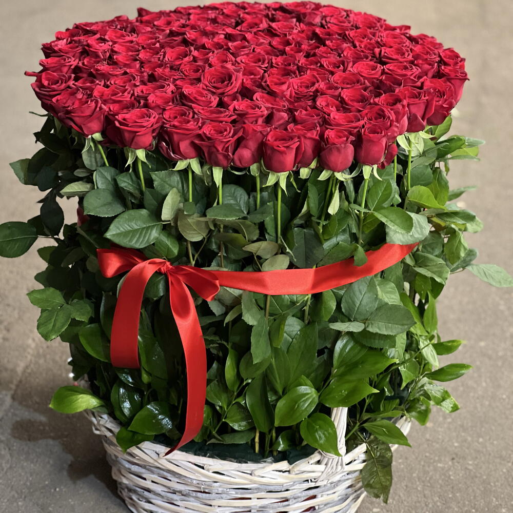🌹ШЕДЕВР ФЛОРИСТА ИЗ 101 КРУПНОЙ КРАСНОЙ РОЗЫ В КОРЗИНЕ🌹