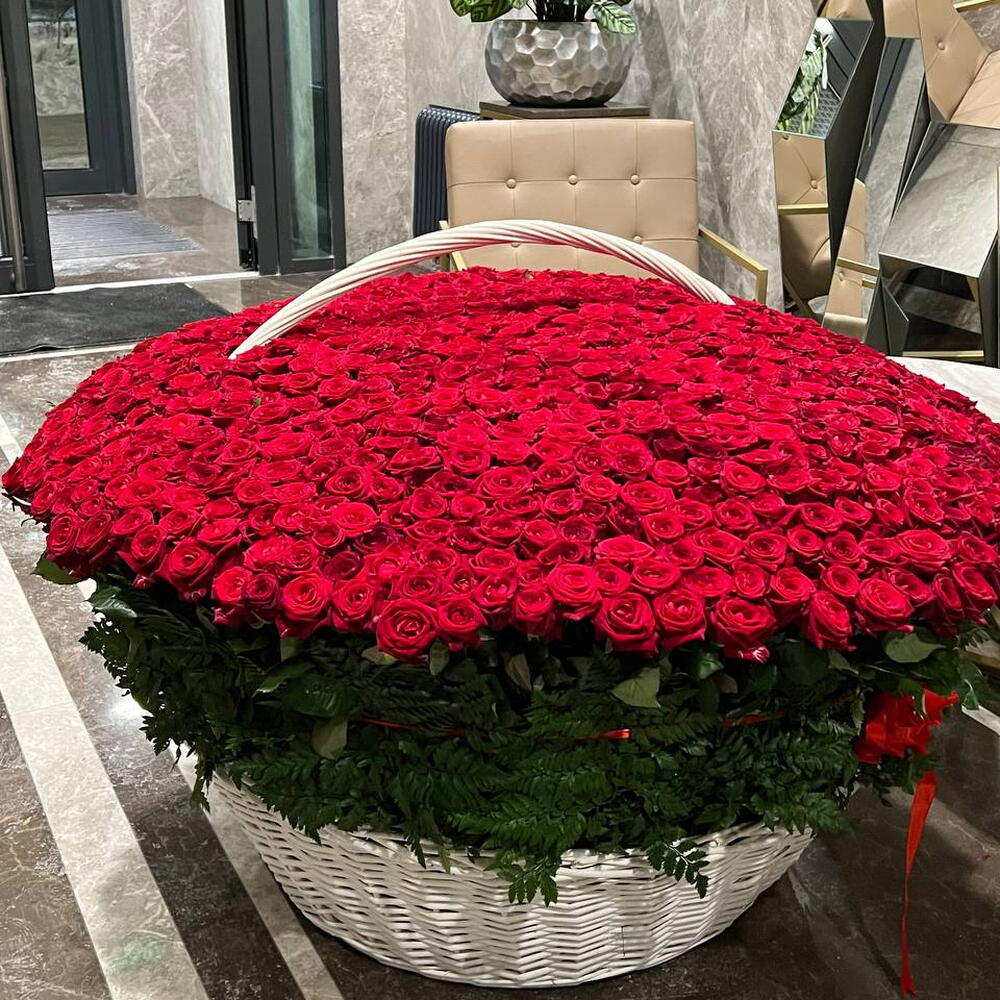 💖ПРОСТО ВАУ ИЗ 1001 КРУПНОЙ КРАСНОЙ РОЗЫ В ПЛЕТЕНОЙ КОРЗИНЕ🌹